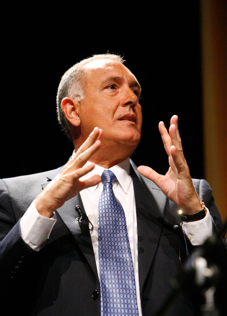 Who is Joe&nbsp;Navarro?